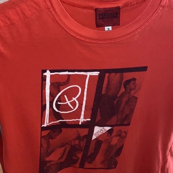 Versace couture Y2K graphic T-shirt S - Picture 9 of 10